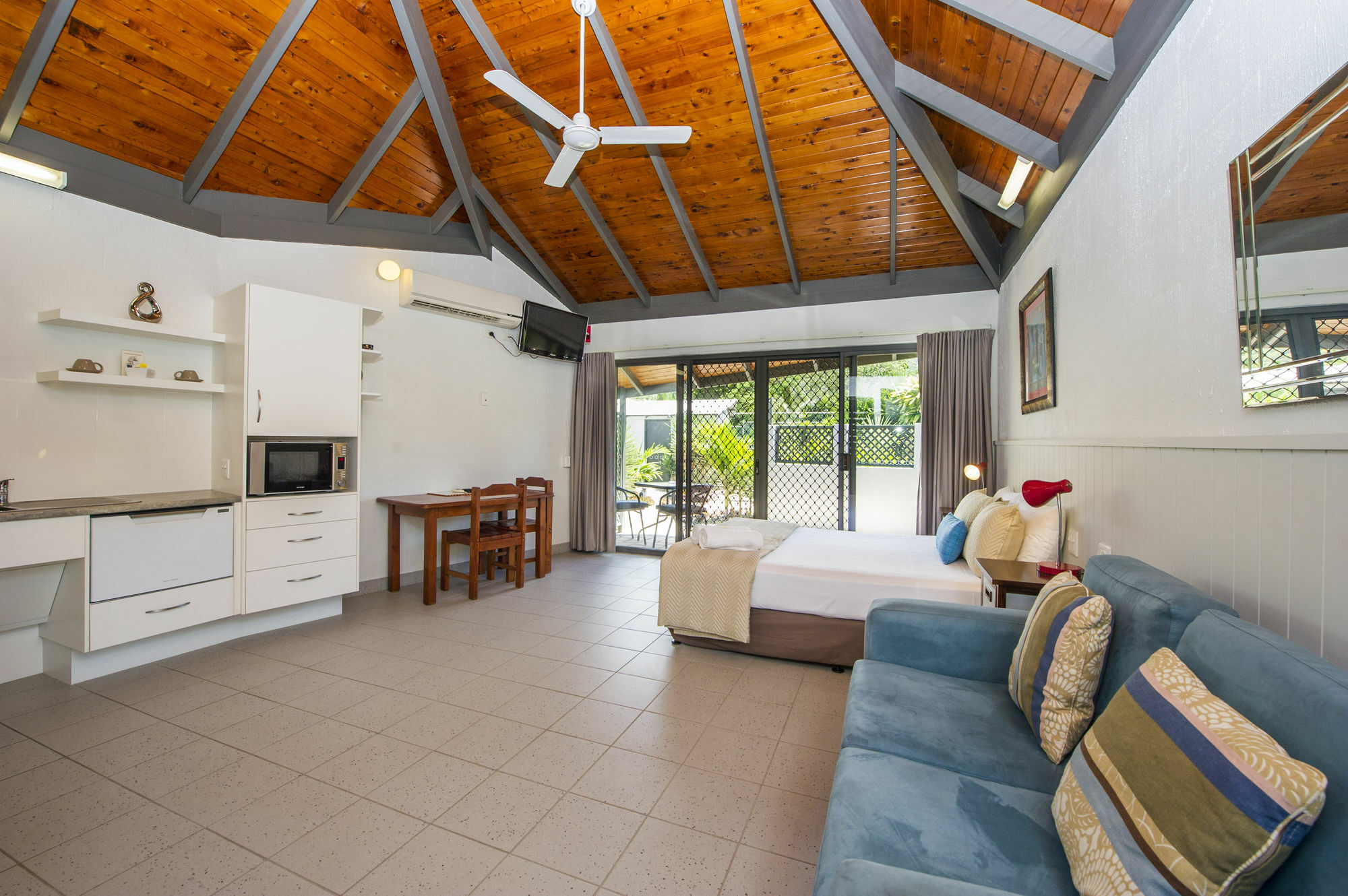 Island Leisure Resort Nelly Bay Εξωτερικό φωτογραφία